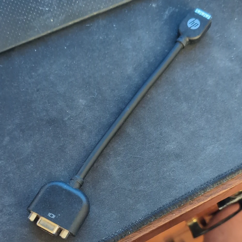 HP Display to VGA Adapter Cable 8.5
